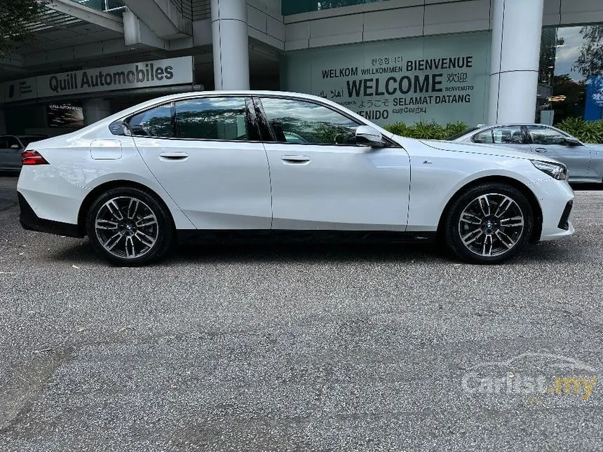 2024 BMW 520i M Sport Sedan