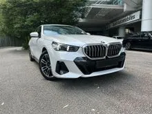 2024 BMW 520i 2.0 M Sport Sedan ( BMW Quill Automobiles ) Full Service Record, Low Mileage 5K KM, Warranty & Free Service Until Nov 2030