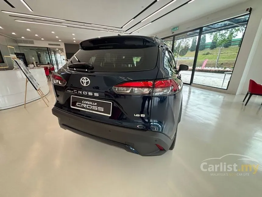 2026 Toyota Corolla Cross V SUV