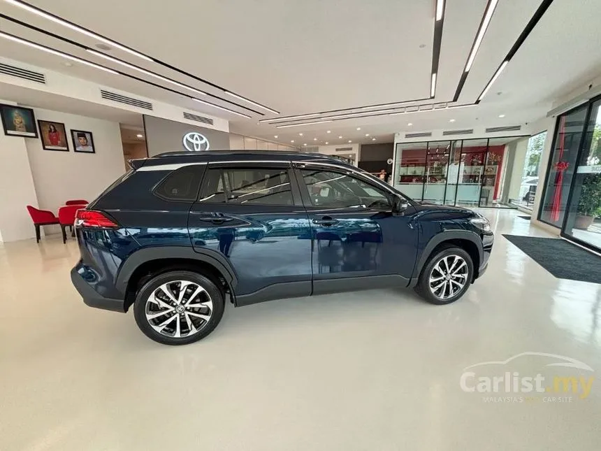 2026 Toyota Corolla Cross V SUV