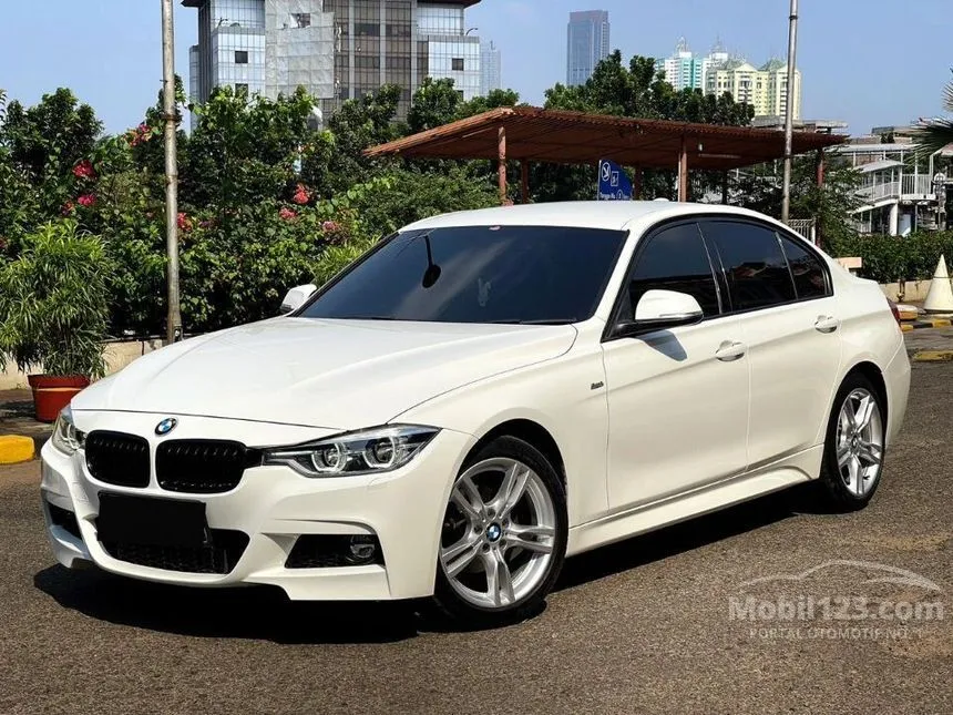 Jual Mobil BMW 320i 2018 Sport 2.0 di DKI Jakarta Automatic Sedan Putih Rp 445.000.000