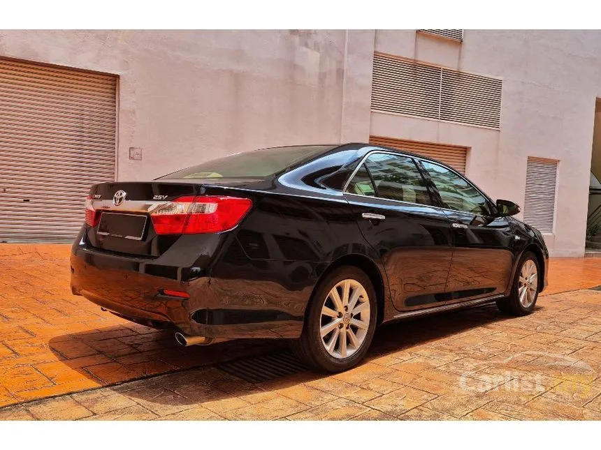 2012 Toyota Camry V Sedan