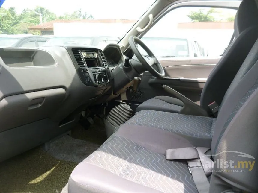 2014 Nissan Urvan Window Van