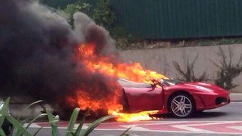 Ouch! A Ferrari F430 Goes Up In Flames During Rush Hour In KL
