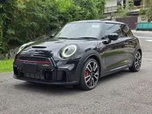 2023 MINI COOPER S JCW PLUS LINE 2 DR 2.0 (A) WHITE INT, DIGITAL METER, HUD, IDRIVE, REVERSE CAM, AMBIENT LIGHT