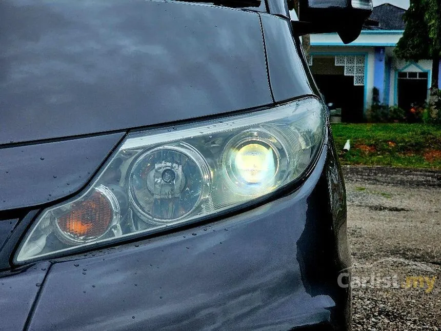 2011 Toyota Estima MPV