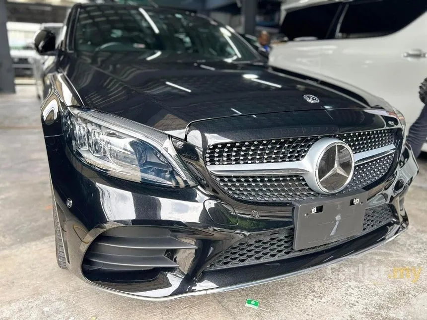 2019 Mercedes-Benz C200 AMG Line Sedan