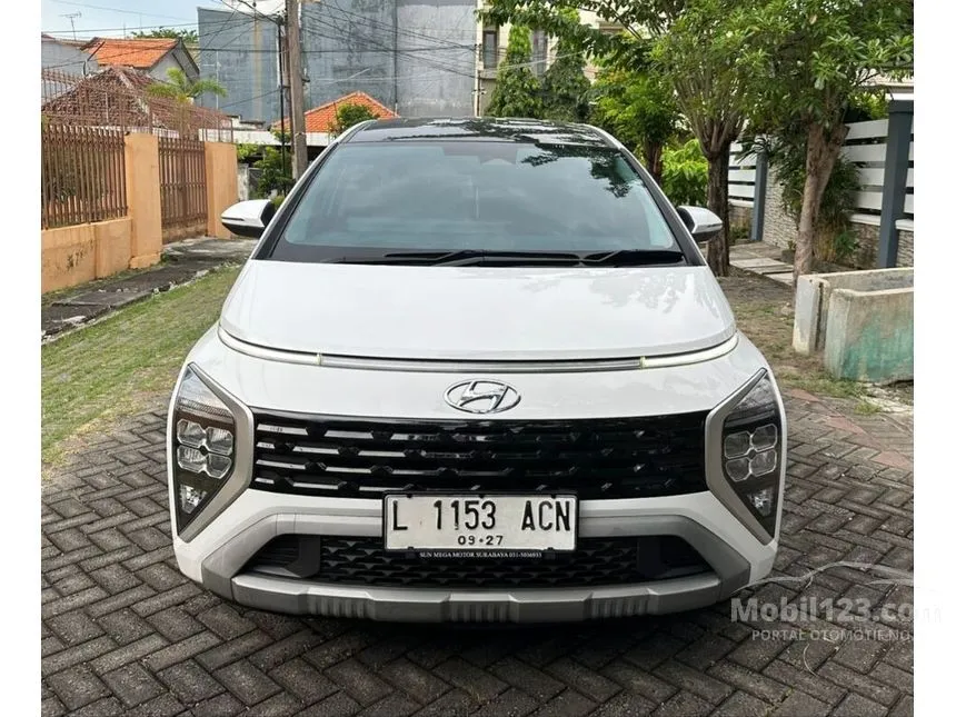 Jual Mobil Hyundai Stargazer 2022 Prime 1.5 di Jawa Timur Automatic Wagon Putih Rp 255.000.000