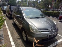 2011 Nissan Grand Livina 1.5 SV MPV bekas