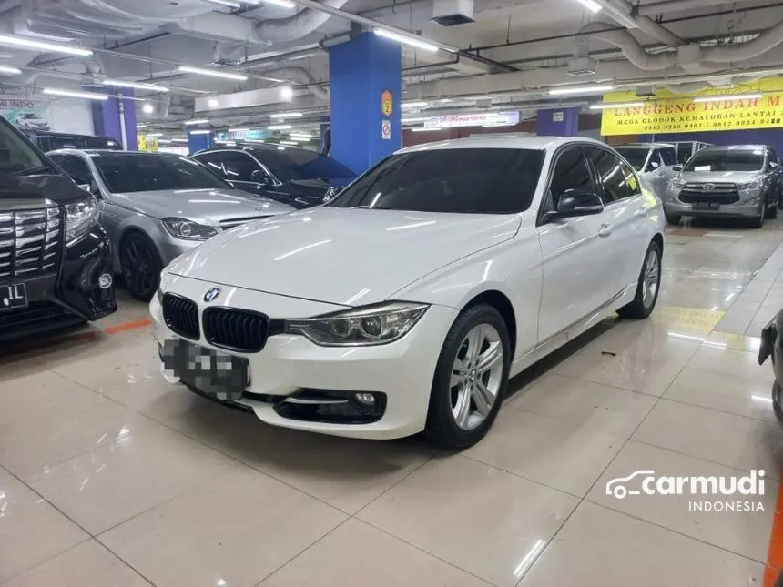Jual Mobil BMW 320i 2014 Luxury 2.0 di DKI Jakarta Automatic Sedan Putih Rp 269.000.000