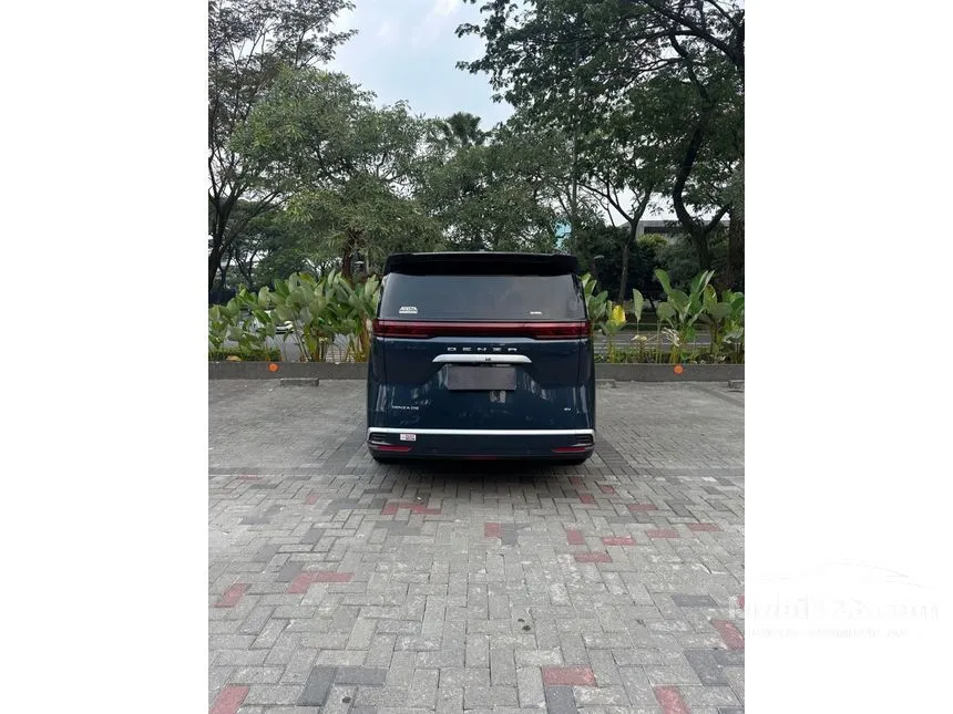 2025 Denza D9 Advanced MPV