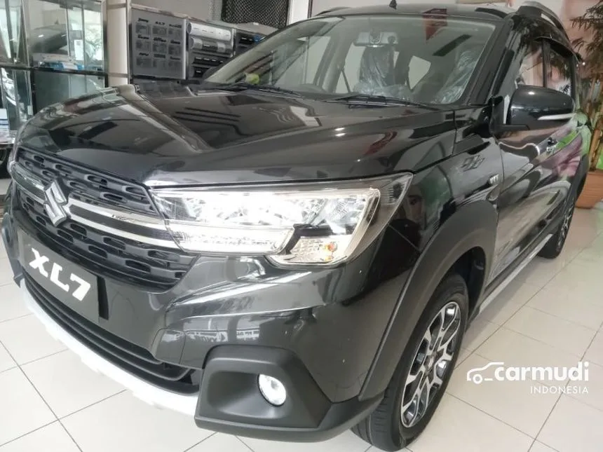 2025 Suzuki XL7 Zeta SUV