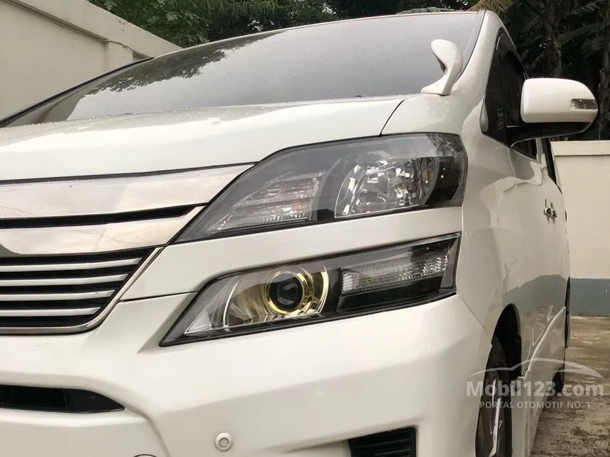 2013 Toyota Vellfire Z Van Wagon