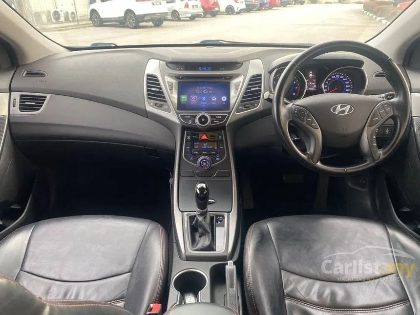 2015 Hyundai Elantra Premium Sedan