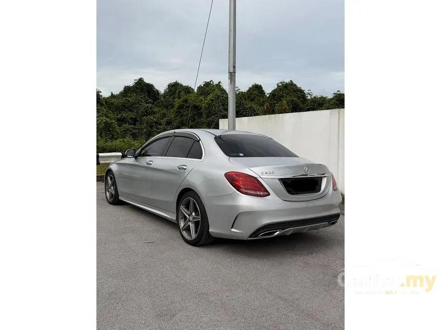 2015 Mercedes-Benz C200 Sedan