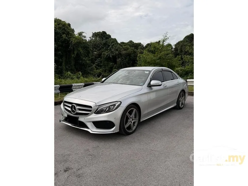 2015 Mercedes-Benz C200 Sedan