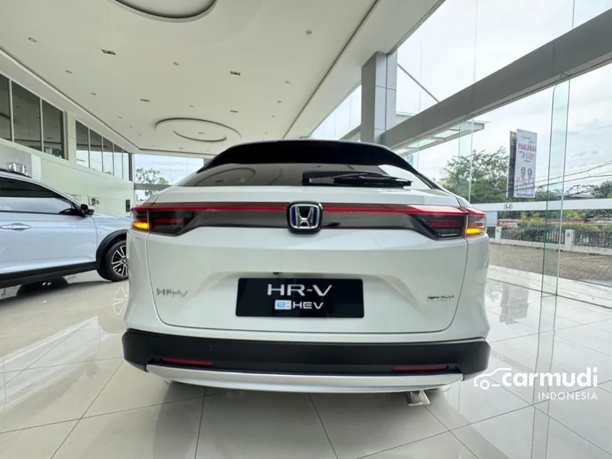 2025 Honda HR-V e:HEV SUV