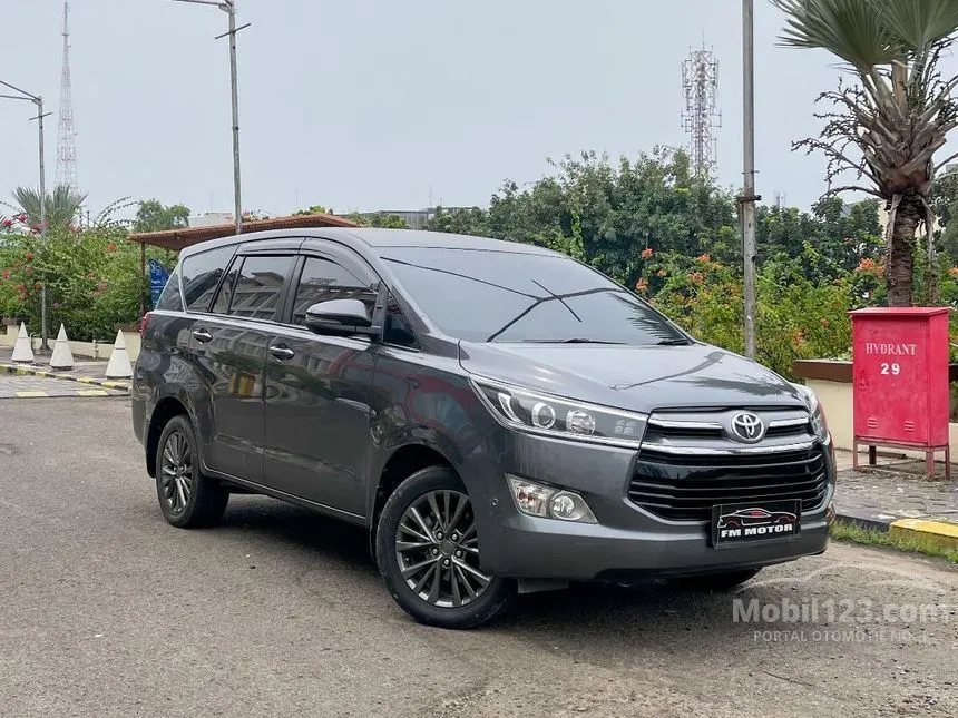 Jual Mobil Toyota Camry Hybrid 2019 HV 2.5 di DKI Jakarta Automatic Sedan Abu