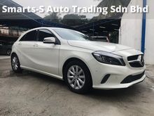 (WORTH TO BUY) (TRUSTED DEALER) 2017 Mercedes-Benz A180 1.6 Urban Line Hatchback
