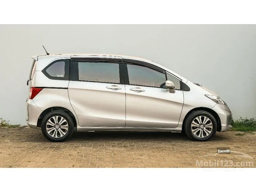 2013 Honda Freed S MPV