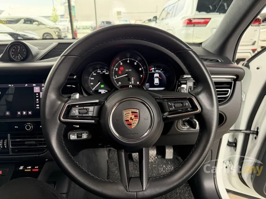 2023 Porsche Macan SUV