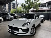 2023 Porsche Macan 2.0 FACELIFT GRADE 5A CAR PDLS+ PANORAMIC ROOF SPORT CHRONO LOW MIELAGE INTERIOR BLACK RED GREAT UNIT