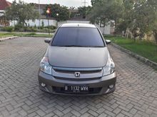 2006 Honda Stream 2.0 2 MPV2006 Honda Stream 2.0 2 MPV Facelift Bisa Kredit
