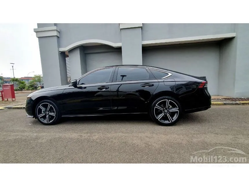 2024 Honda Accord RS e:HEV Sedan