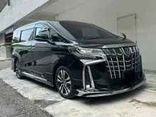 2022 Toyota Alphard 2.5 G S C Package MPV / Mileage 48K / Sun & Moon Roof / Pilot Seat / Blind Spot Assist / Full Leather Power Seat / Power Boot
