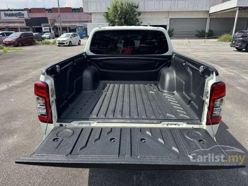 2023 Mitsubishi Triton Quest Dual Cab 4X2 Pickup