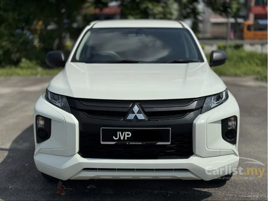 2023 Mitsubishi Triton Quest Dual Cab 4X2 Pickup