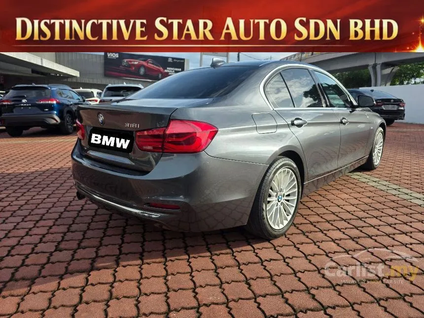 2016 BMW 318i Luxury Sedan