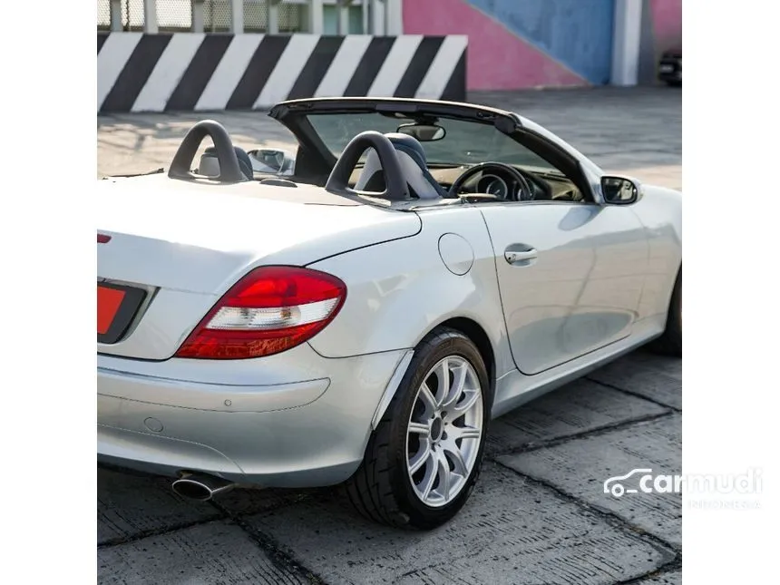 2005 Mercedes-Benz SLK350 Convertible