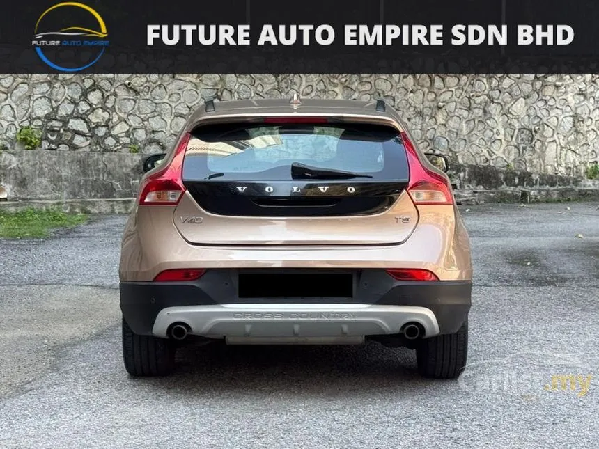 2015 Volvo V40 T5 Hatchback