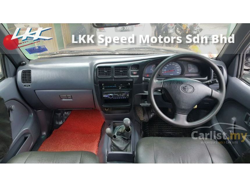 Toyota Hilux 2002 2.8 in Kuala Lumpur Manual Pickup Truck Toyota Hilux 2002 2.8 in Kuala Lumpur Manual Pickup Truck