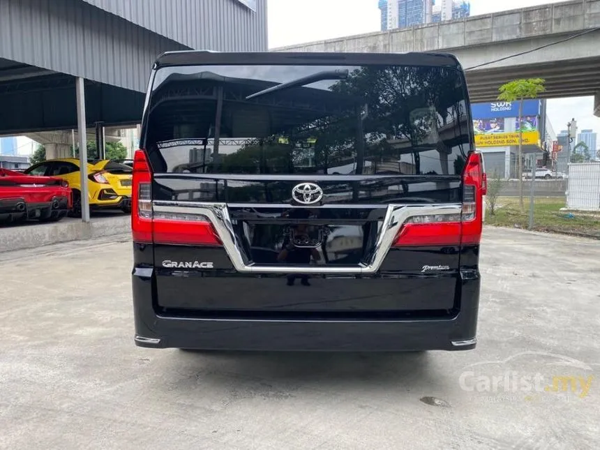 2020 Toyota Granace MPV