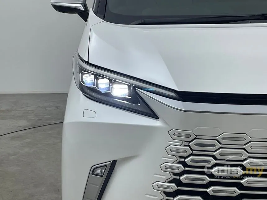 2024 Lexus LM 500h Version L 6 Seater MPV