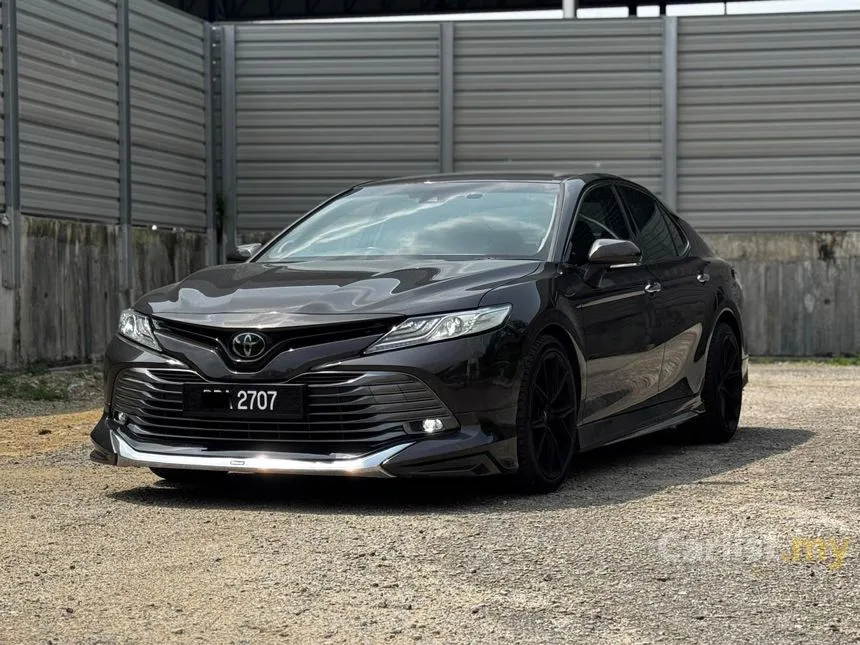 2019 Toyota Camry V Sedan