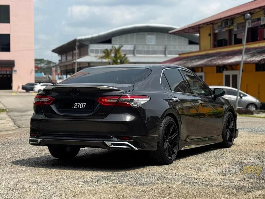 2019 Toyota Camry V Sedan
