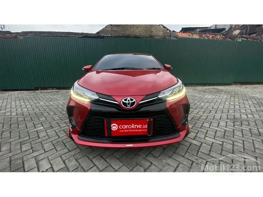 Jual Mobil Toyota Yaris 2021 S GR Sport 1.5 di Jawa Barat Automatic Hatchback Merah Rp 228.000.000