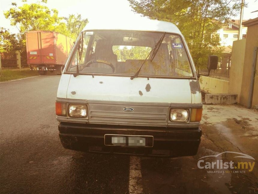 1992 Ford Econovan XL Window Van
