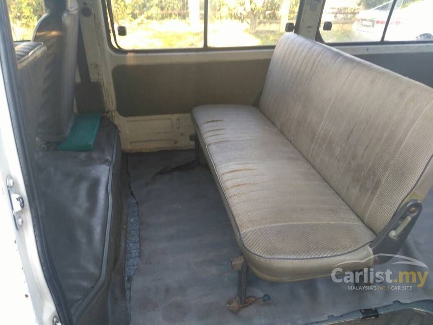 1992 Ford Econovan XL Window Van