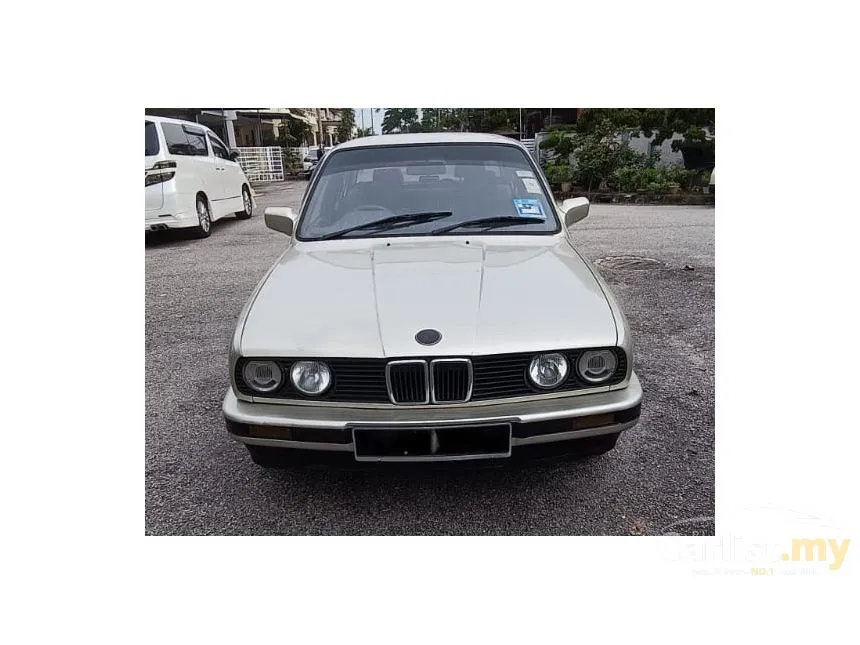 1989 BMW 318i Sedan