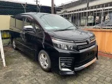 2017 Toyota Voxy 2.0 ZS Kirameki Edition MPV RECON (JAPAN SPEC ) / FREE SERVICE / FREE SMART-TAG / FREE WARRANTY
