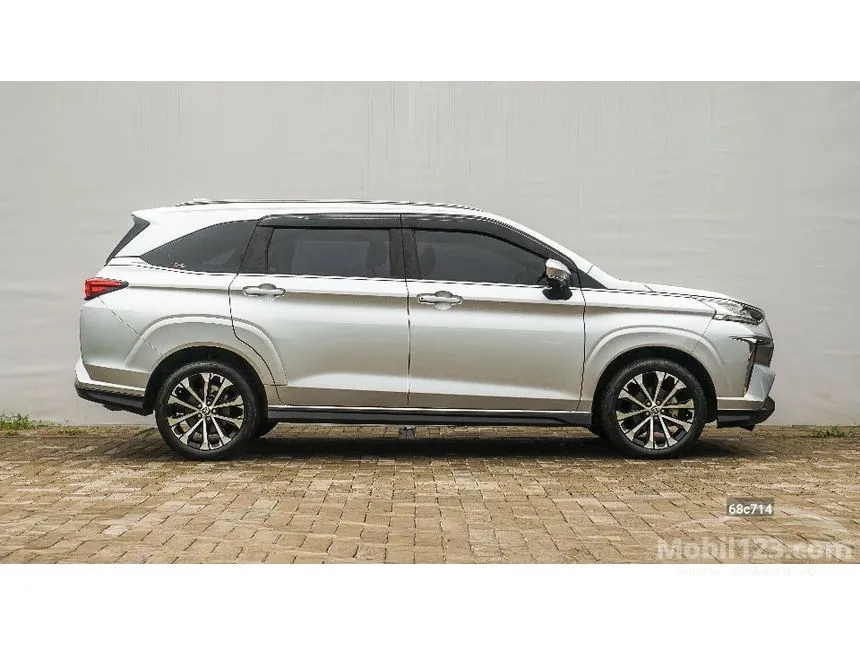 2023 Toyota Veloz Q (Premium Color) MPV