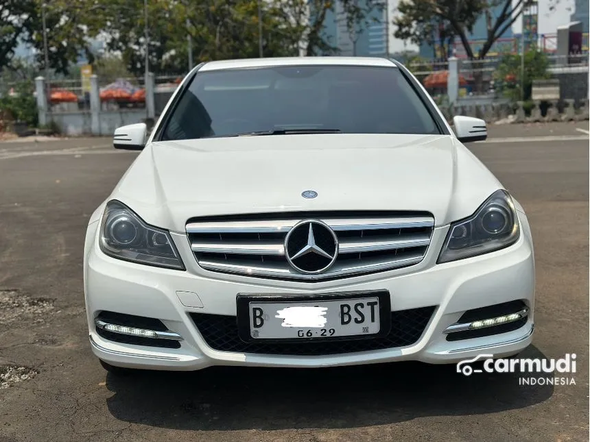 2014 Mercedes-Benz C200 CGI Sedan