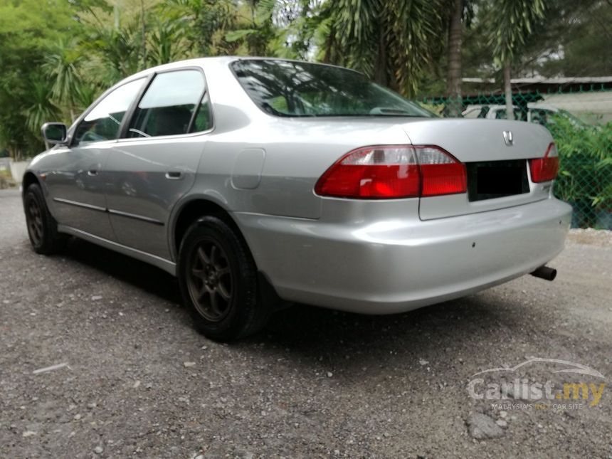 Honda Accord 2001 VTi 2.0 in Selangor Automatic Sedan Silver for 