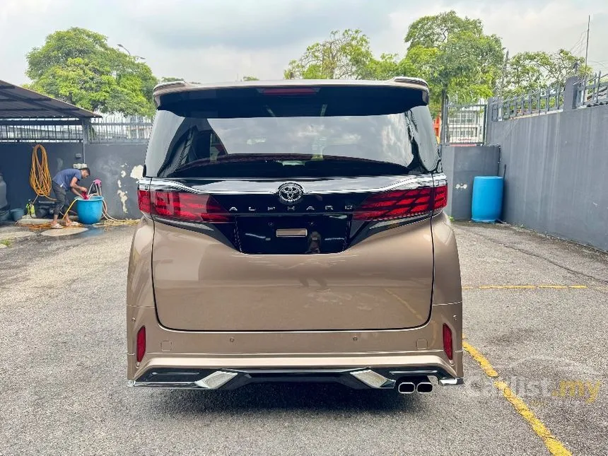 2024 Toyota Alphard Z 7-Seater MPV