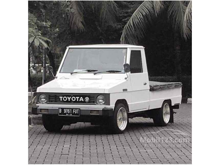 Jual Mobil Toyota Kijang Pick Up 1983 1 5 Manual 1 5 Di Jawa Barat Manual Pick Up Putih Rp 18 000 000 5718910 Mobil123 Com