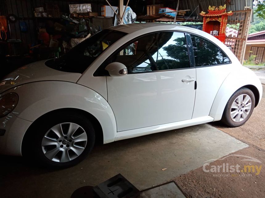 2010 Volkswagen New Beetle Coupe